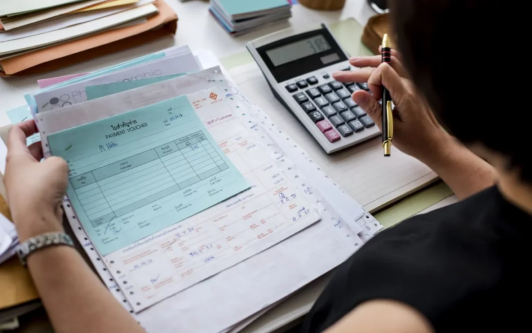 The Pros and Cons of Outsourced Accounting Services